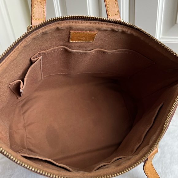 🚫SOLD🚫 Authentic Louis Vuitton Palermo PM Monogram - Picture 8 of 14